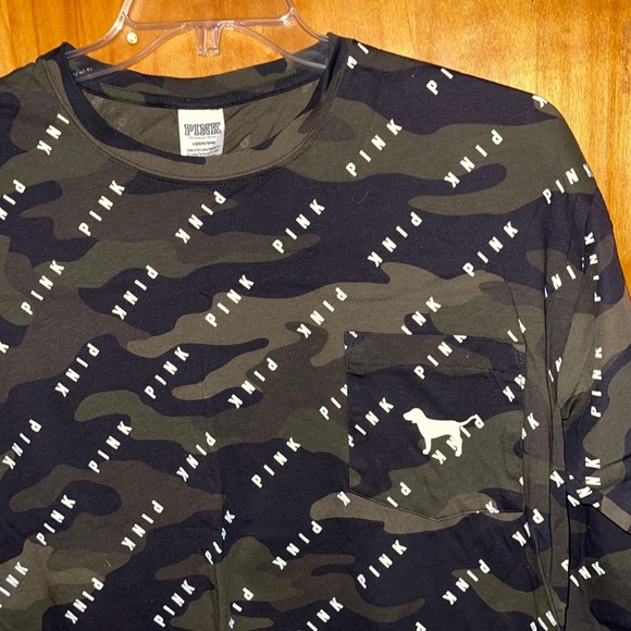 Large PINK Victoria secret camo long sleeve shirt - Picture 2 of 4